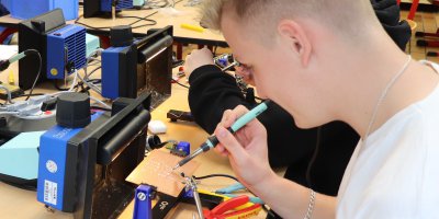 Elektroniker/in - Fachrichtung Energie- und Gebäudetechnik Berufliche Schule des Kreises Stormarn in Bad Oldesloe Elektroniker/in - Fachrichtung Energie- und Gebäudetechnik